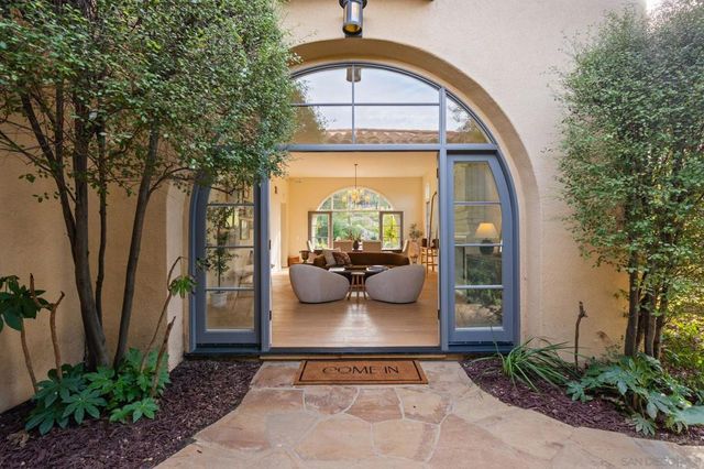 8308 Top O The Morning Way, San Diego, CA 92127