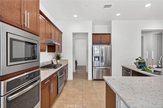 1490 Tinkers Creek, Beaumont, CA 92223