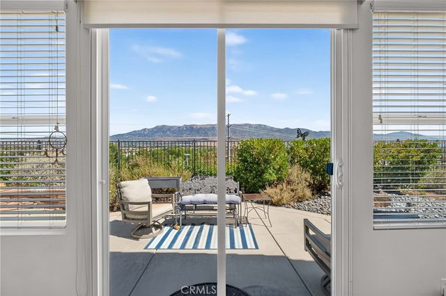 1490 Tinkers Creek, Beaumont, CA 92223
