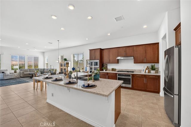 1490 Tinkers Creek, Beaumont, CA 92223