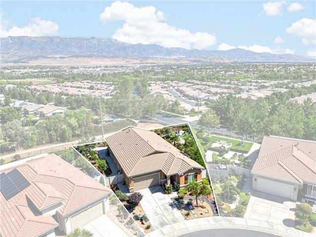1490 Tinkers Creek, Beaumont, CA 92223