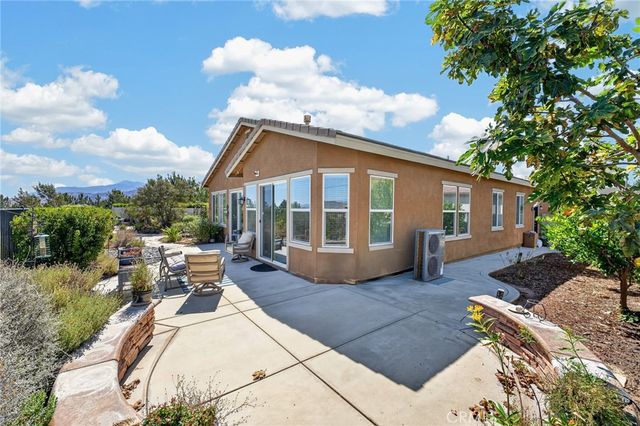 1490 Tinkers Creek, Beaumont, CA 92223
