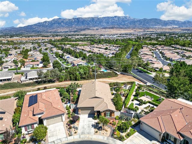 1490 Tinkers Creek, Beaumont, CA 92223