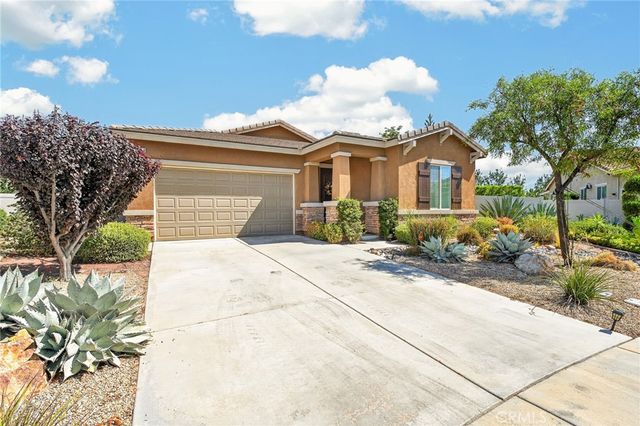 1490 Tinkers Creek, Beaumont, CA 92223