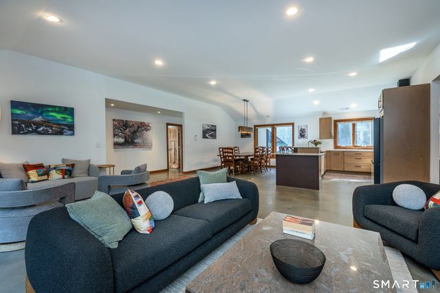 6 Kubish Road, Litchfield, CT 06759