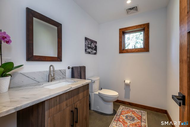 6 Kubish Road, Litchfield, CT 06759