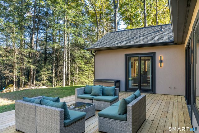 6 Kubish Road, Litchfield, CT 06759