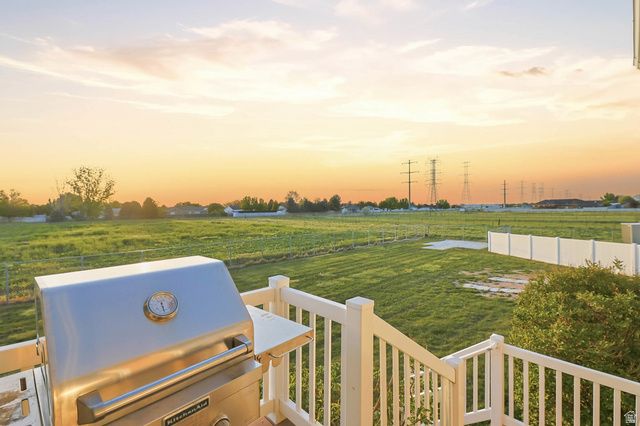 1333 N 1590 W, Clinton, UT 84015