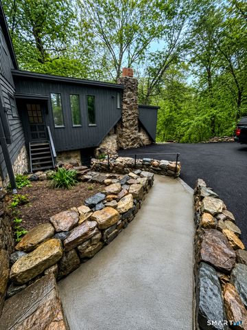 3 Topping Lane, Norwalk, CT 06854