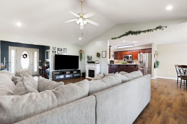 76 Waterford Way, Somerset, KY 42501