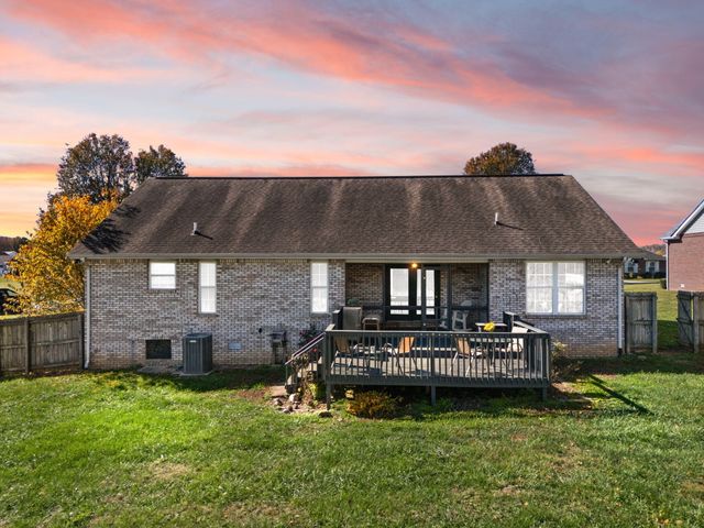 76 Waterford Way, Somerset, KY 42501