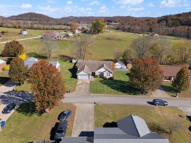 76 Waterford Way, Somerset, KY 42501