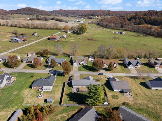 76 Waterford Way, Somerset, KY 42501