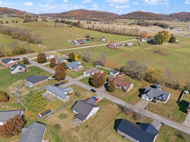 76 Waterford Way, Somerset, KY 42501