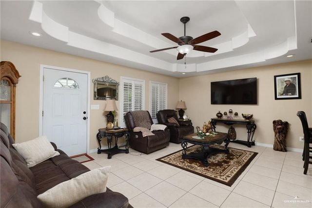 2606 E La Pointe Avenue, Alton, TX 78573