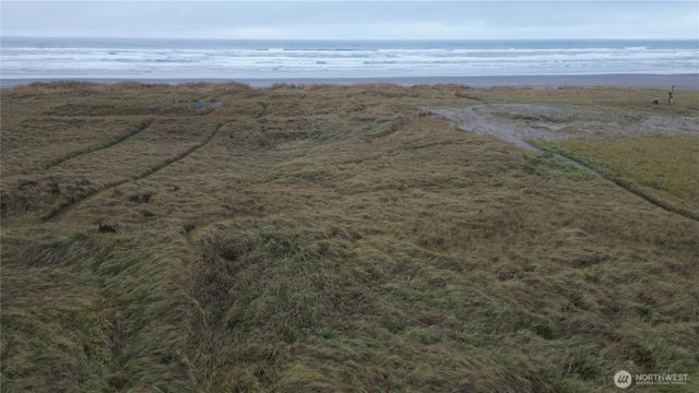 33707 G Street, Ocean Park, WA 98640