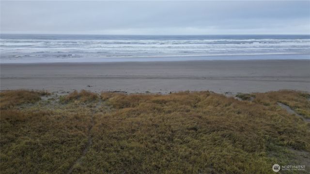 33707 G Street, Ocean Park, WA 98640