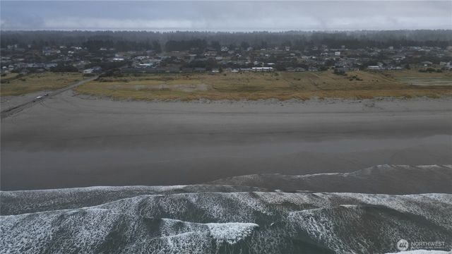 33707 G Street, Ocean Park, WA 98640