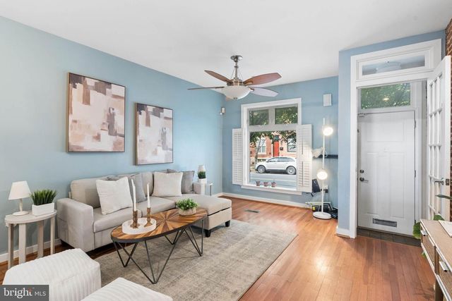 18 N EAST AVE, Baltimore, MD 21224
