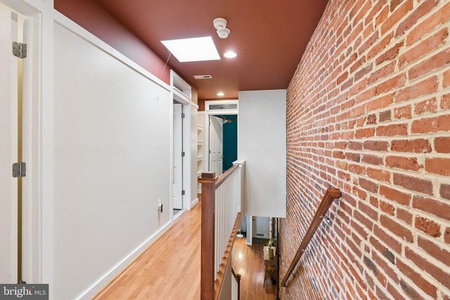 18 N EAST AVE, Baltimore, MD 21224