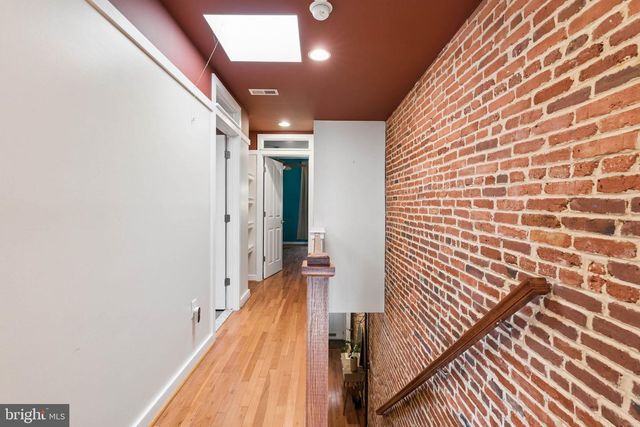 18 N EAST AVE, Baltimore, MD 21224