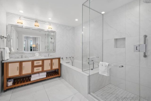1500 Orange Avenue Residence 4, Coronado, CA 92118
