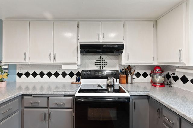 1335 NW Prospect Avenue, Grants Pass, OR 97526