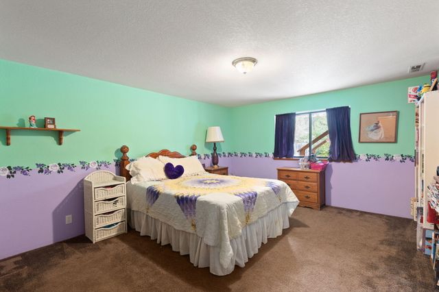 1335 NW Prospect Avenue, Grants Pass, OR 97526