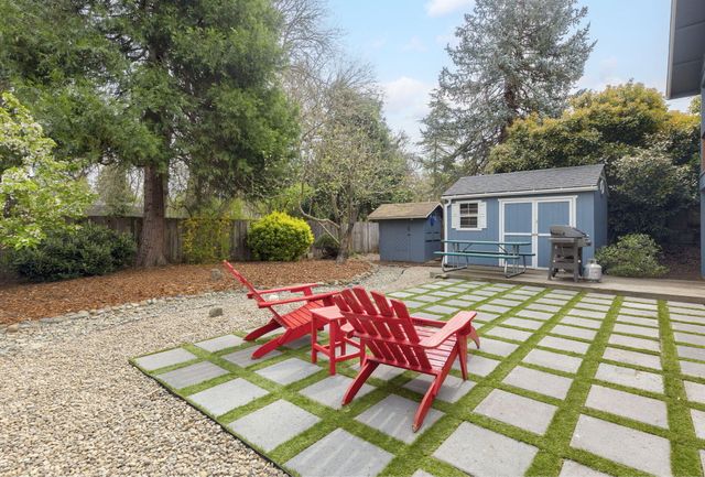 1335 NW Prospect Avenue, Grants Pass, OR 97526