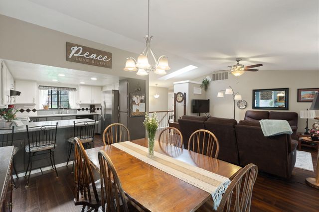 1335 NW Prospect Avenue, Grants Pass, OR 97526