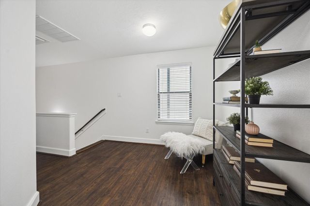 523 W 26th Street, Houston, TX 77008