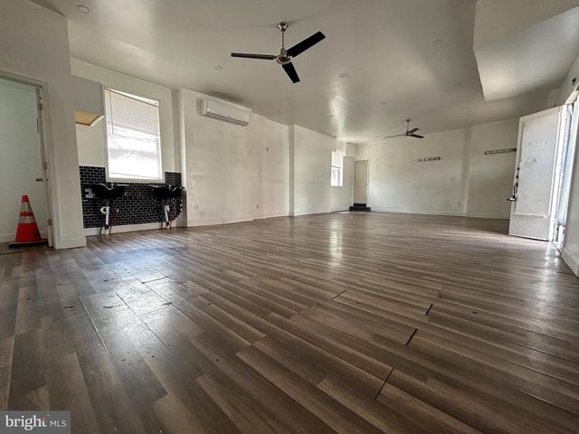 6412 W GIRARD AVE, Philadelphia, PA 19151