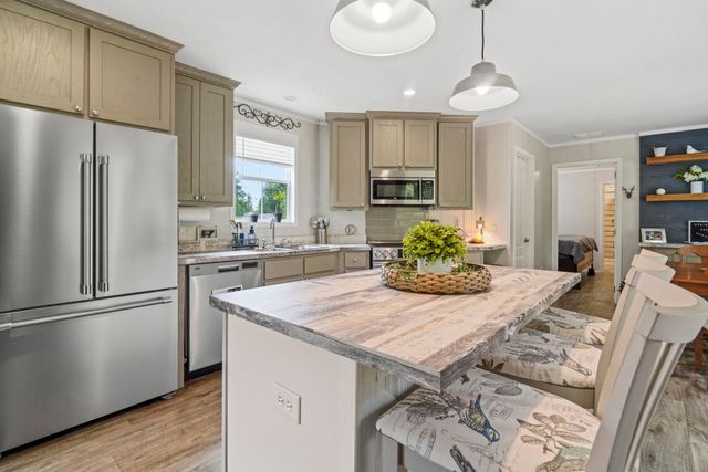 370 Edison Circle, Conway, SC 29526