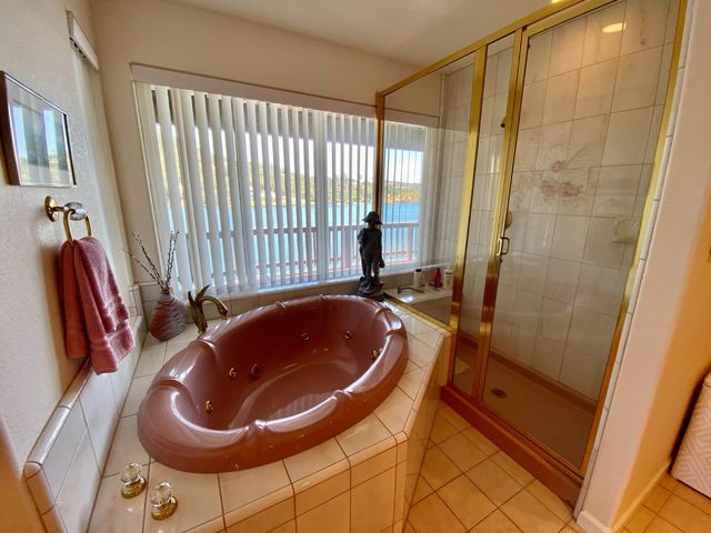 954 Poker Flat Rd, Copperopolis, CA 95228