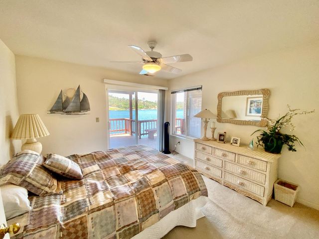 954 Poker Flat Rd, Copperopolis, CA 95228