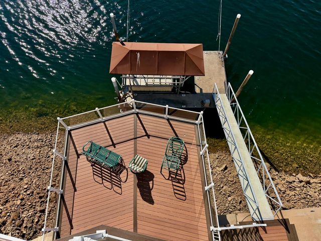 954 Poker Flat Rd, Copperopolis, CA 95228