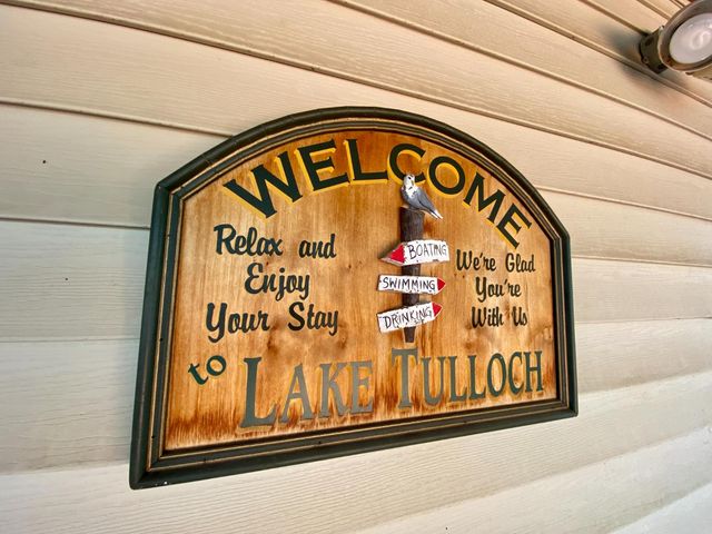 954 Poker Flat Rd, Copperopolis, CA 95228