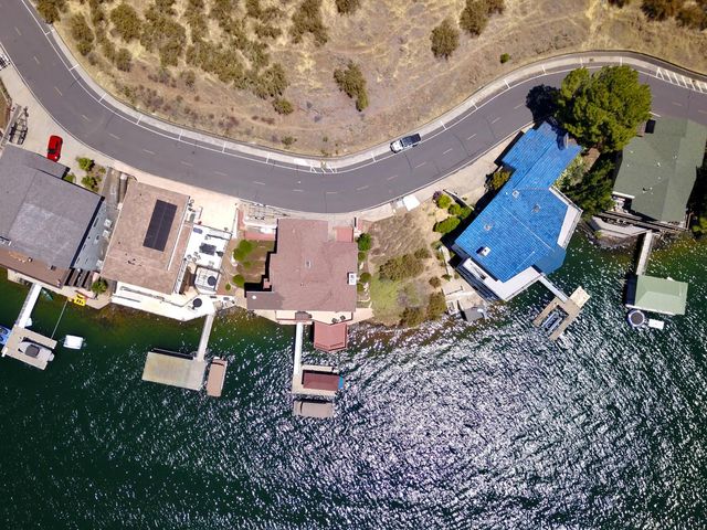 954 Poker Flat Rd, Copperopolis, CA 95228