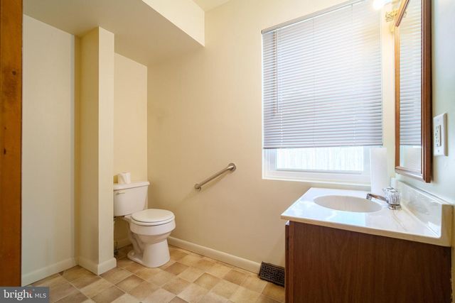 224 PARK HEIGHTS BLVD, Hanover, PA 17331