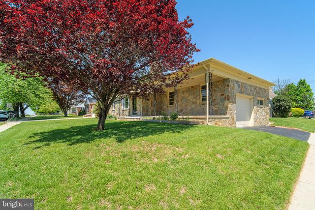 224 PARK HEIGHTS BLVD, Hanover, PA 17331