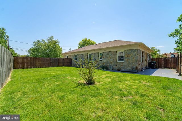 224 PARK HEIGHTS BLVD, Hanover, PA 17331