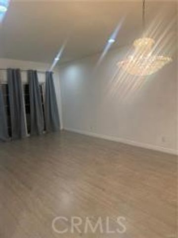 7615 Glade Avenue 116, Canoga Park, CA 91304