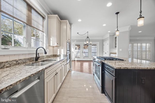 8047 FAIRFAX RD, Alexandria, VA 22308