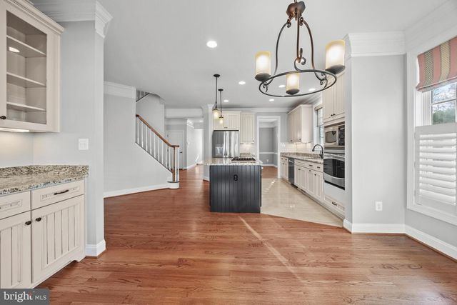 8047 FAIRFAX RD, Alexandria, VA 22308