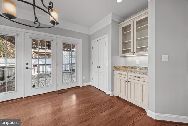 8047 FAIRFAX RD, Alexandria, VA 22308