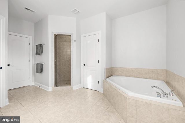 8047 FAIRFAX RD, Alexandria, VA 22308