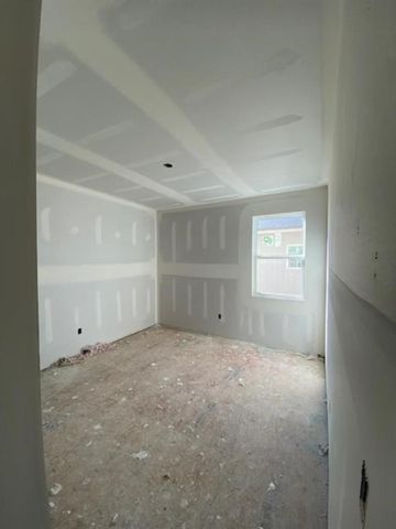 20677 Skyview Lane, Spring Hill, KS 66083