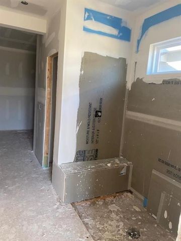 20677 Skyview Lane, Spring Hill, KS 66083