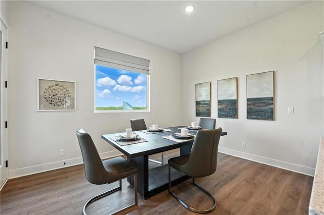 20677 Skyview Lane, Spring Hill, KS 66083