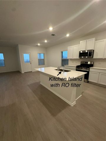 1320 Pickerel ST, Leander, TX 78641